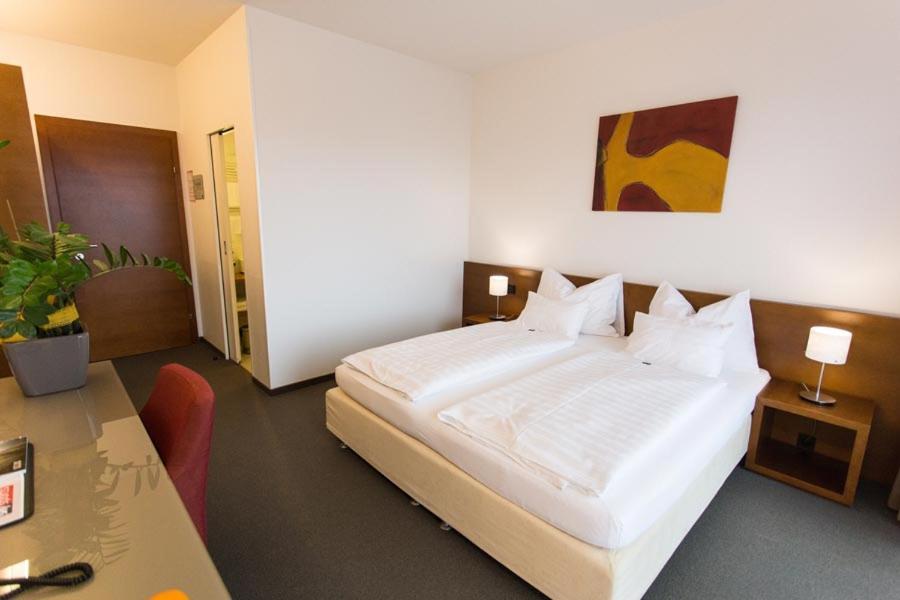 Hotel & Restaurant Christkindlwirt Steyr Eksteriør billede